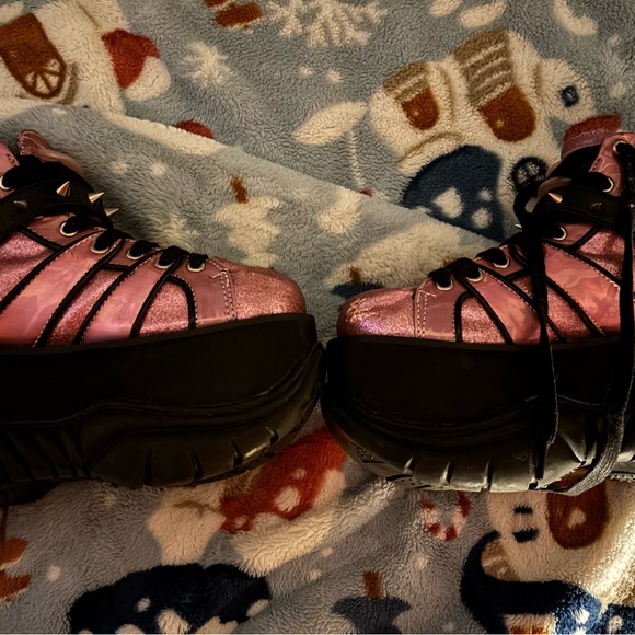 Demonia Neptune-100 - Picture 3 of 4